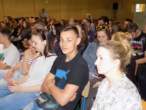 ARCHIPELAG SKARBÓW pomaga młodzieży